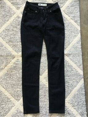 NWOT Levi's Bold Curve Jeans, Sz 3M